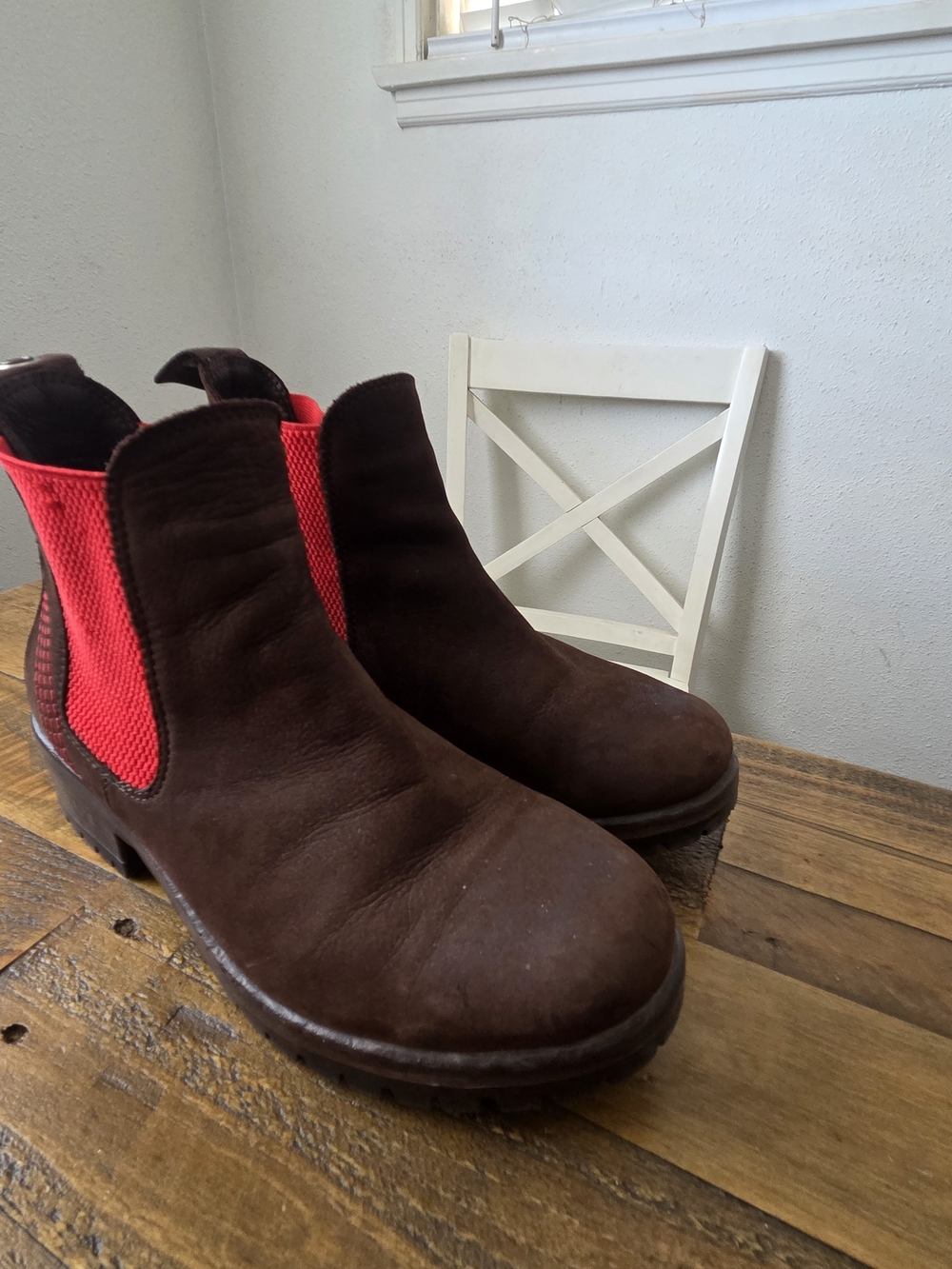Bueno Brown Suede Chelsea Boots with Red Elastic Gussets